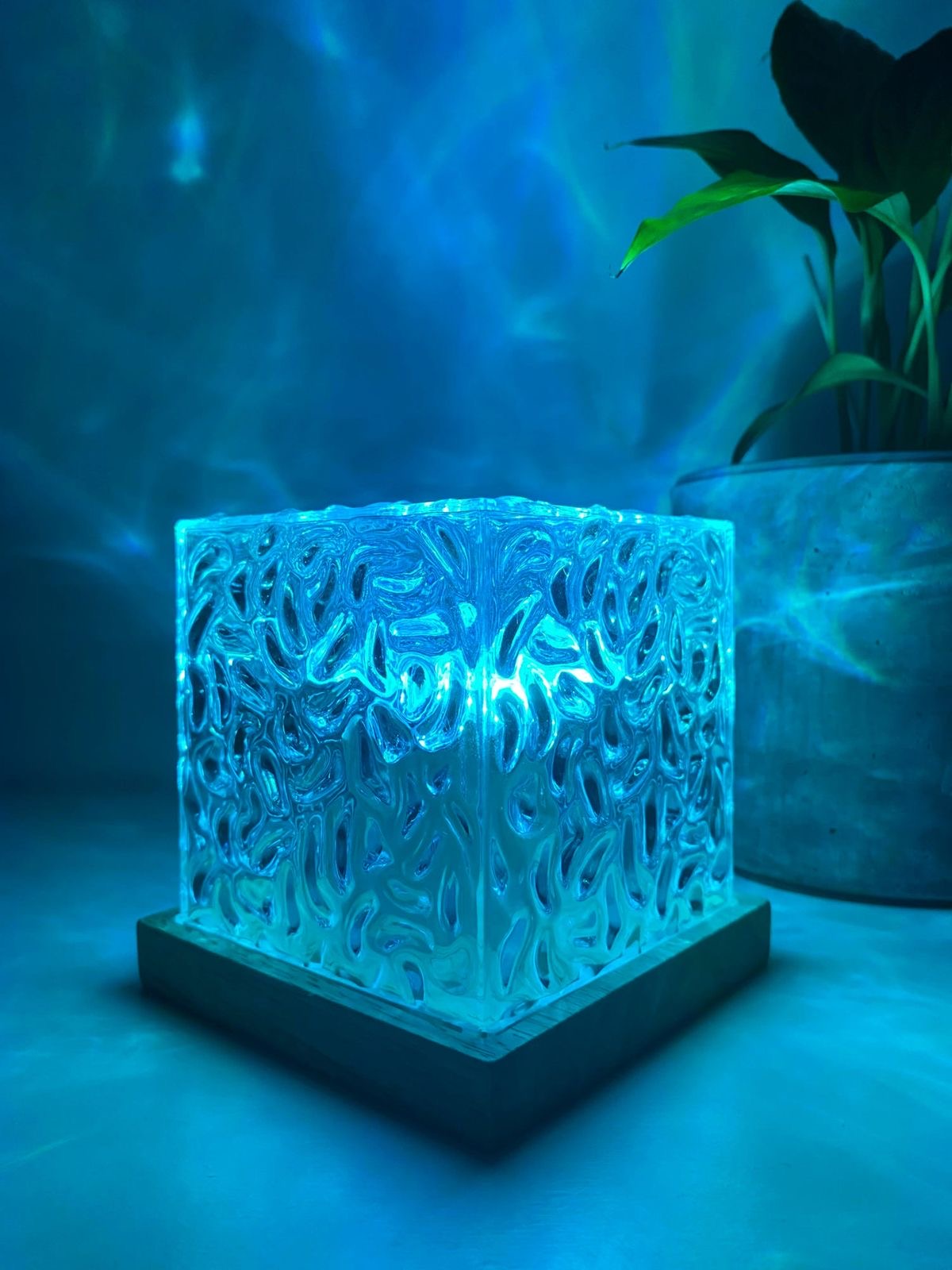 Rotating Water Ripple Night Light Aura Lamp